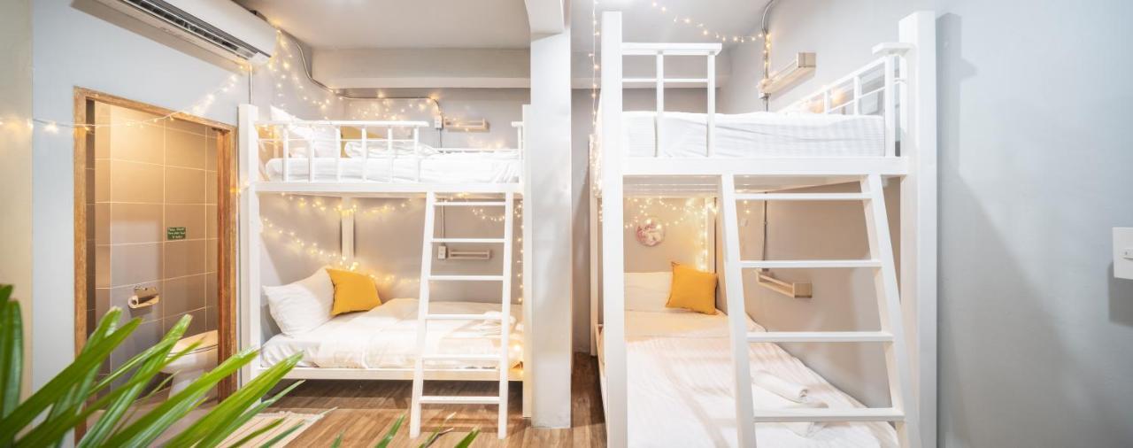 Better Moon Guesthouse กรุงเทพมหานคร ภายนอก รูปภาพ