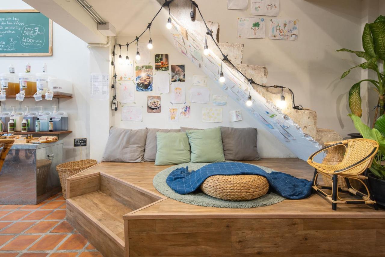 Better Moon Guesthouse กรุงเทพมหานคร ภายนอก รูปภาพ
