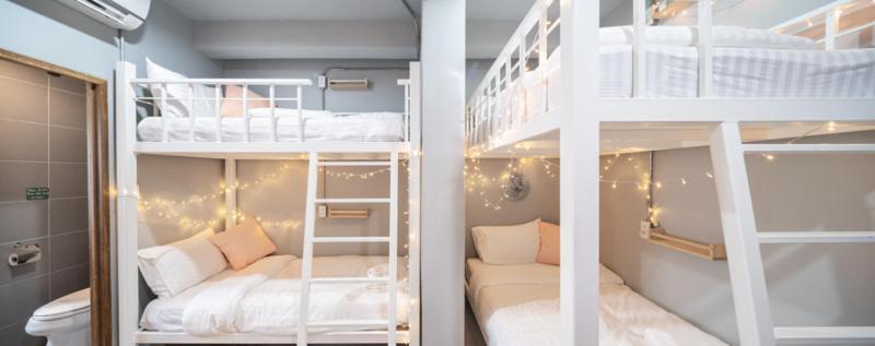 Better Moon Guesthouse กรุงเทพมหานคร ภายนอก รูปภาพ